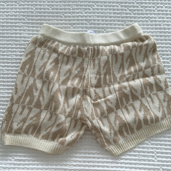 NWT Maurie + Eve Live Wire Knit Short - Picture 9 of 10